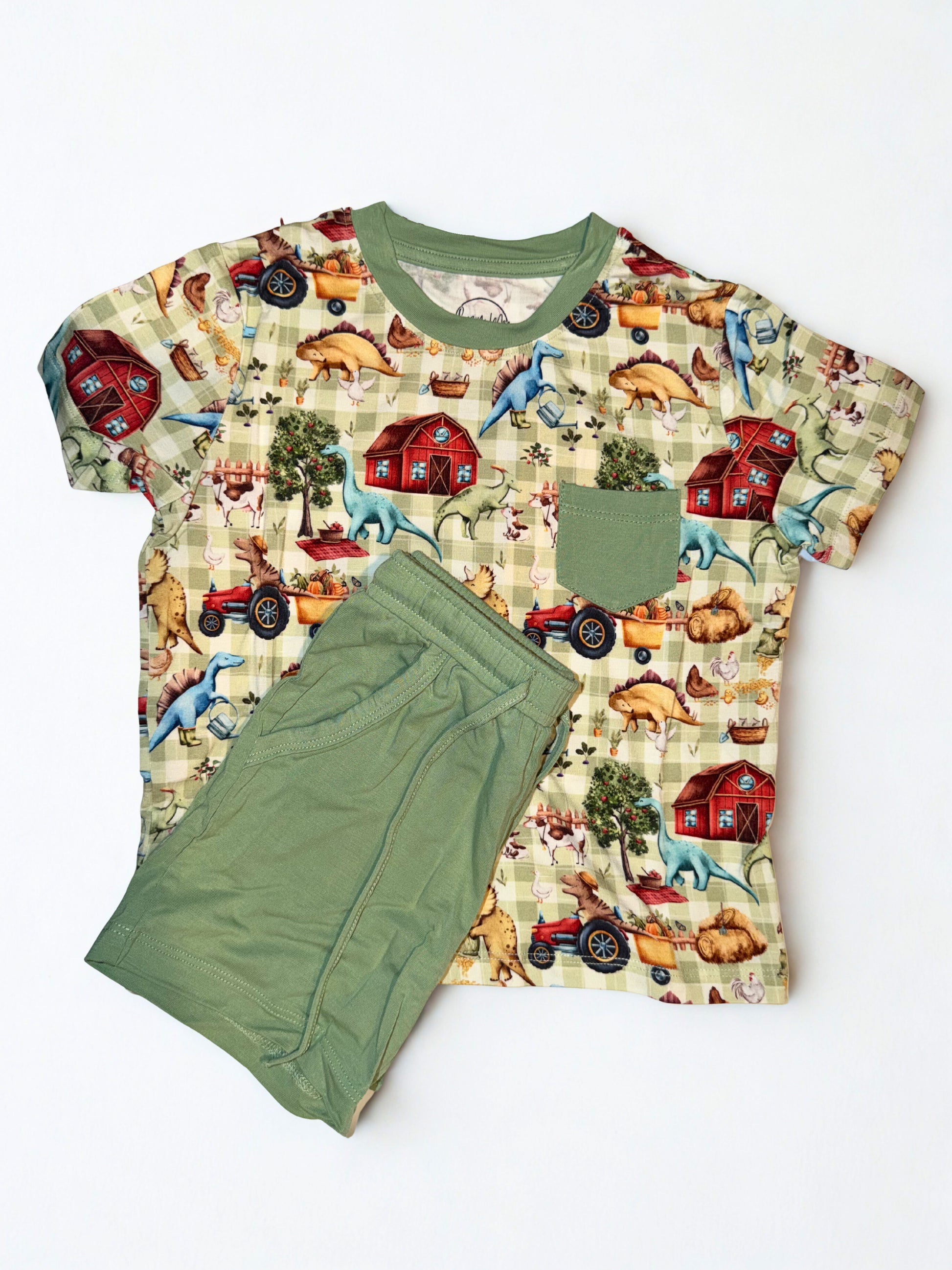 Country Roars Pocket Tee & Shorts